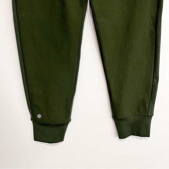 Athleta Headlands Hybrid Trek Jogger Dark Olive Green Pants Size 8 - Picture 10 of 13